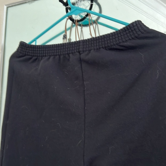 Black sweats by Hanes - Picture 2 of 4